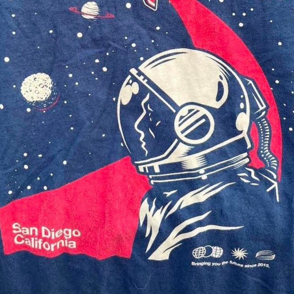To The Stars Astronaut Graphic Tee | Blue | Medium | Retro Space - Picture 5 of 7